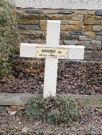 Poperinghe New Military Cemetery - Hussenot, Leon