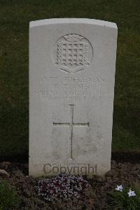 Poperinghe New Military Cemetery - Ims, Robert Thomas