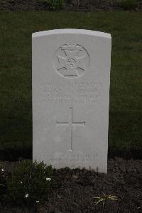 Poperinghe New Military Cemetery - Kershaw, Alan
