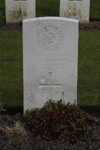 Poperinghe New Military Cemetery - Lancaster, G S