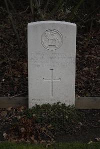Poperinghe New Military Cemetery - Lord, Charles Henry