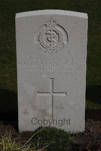 Poperinghe New Military Cemetery - MacFarlane, Walter James Bruce