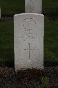 Poperinghe New Military Cemetery - Mainwaring, Charles Henry