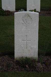 Poperinghe New Military Cemetery - Martin, Herbert