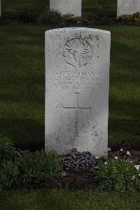 Poperinghe New Military Cemetery - McCormack, E F