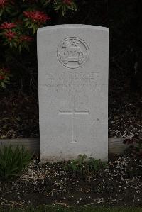 Poperinghe New Military Cemetery - McKenzie, H