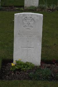 Poperinghe New Military Cemetery - Millman, J