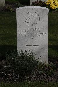 Poperinghe New Military Cemetery - Morris, S C