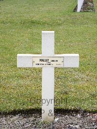 Poperinghe New Military Cemetery - Mallet, Auguste