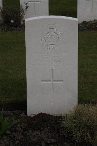 Poperinghe New Military Cemetery - Pay, F