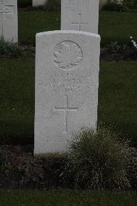 Poperinghe New Military Cemetery - Powell, Joseph