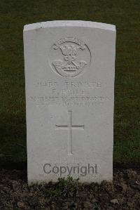 Poperinghe New Military Cemetery - Price, Frank