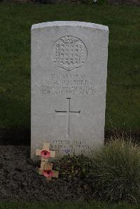 Poperinghe New Military Cemetery - Pulford, Stuart Arthur