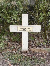 Poperinghe New Military Cemetery - Plassin, Isidore