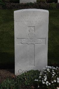 Poperinghe New Military Cemetery - Rich, A W C