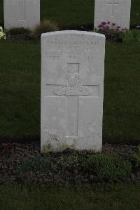 Poperinghe New Military Cemetery - Rickett, S