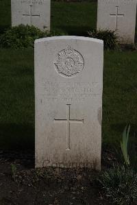 Poperinghe New Military Cemetery - Rochester, Richard Charles