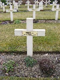 Poperinghe New Military Cemetery - Robert, Felix