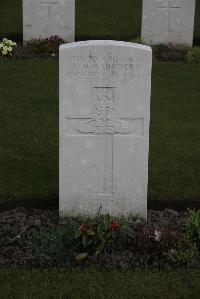 Poperinghe New Military Cemetery - Saunders, A H