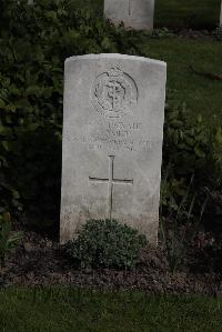 Poperinghe New Military Cemetery - Smith, Frank