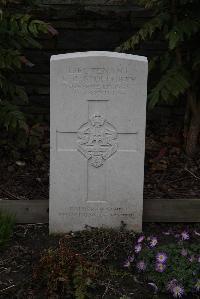 Poperinghe New Military Cemetery - Spofforth, Edward Reginald