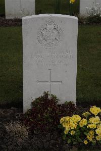 Poperinghe New Military Cemetery - Stoddard, Frank