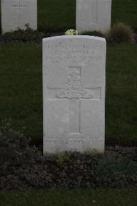 Poperinghe New Military Cemetery - Stokes, Guy Lennard