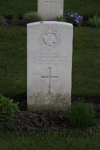 Poperinghe New Military Cemetery - Thompson, Harold Francis