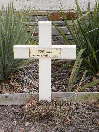 Poperinghe New Military Cemetery - Toye, Pierre