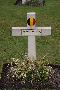 Poperinghe New Military Cemetery - Vabbeste, Euphraise