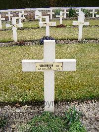 Poperinghe New Military Cemetery - Vigouroux, Henri