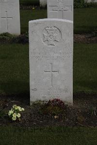 Poperinghe New Military Cemetery - Webb, Thomas Richard Henry