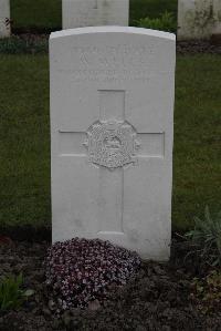 Poperinghe New Military Cemetery - Wells, W