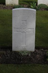 Poperinghe New Military Cemetery - Welsh, Cyril Clifton