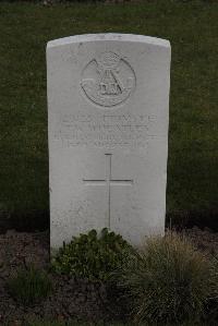 Poperinghe New Military Cemetery - Wheatley, T W