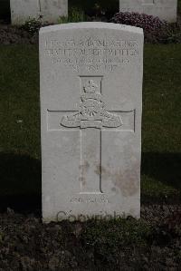 Poperinghe New Military Cemetery - Whitten, Charles Albert