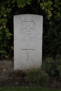 Poperinghe New Military Cemetery - Williams, E