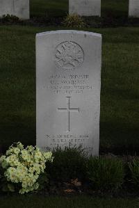 Poperinghe New Military Cemetery - Worrall, O L