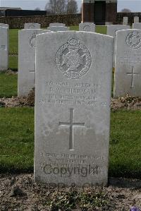 Prowse Point Military Cemetery - Chapman, Robert William
