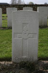Prowse Point Military Cemetery - Donohoe, M