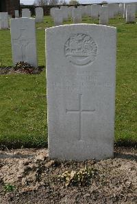 Prowse Point Military Cemetery - Etoe, G W