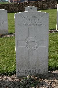 Prowse Point Military Cemetery - Lynch, Thomas