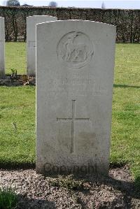 Prowse Point Military Cemetery - Roberts, G