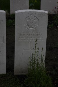 Guards Cemetery Windy Corner Cuinchy - Apalyras, Francis Pericles