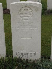 Guards Cemetery Windy Corner Cuinchy - Ashcroft, Frank