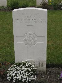 Guards Cemetery Windy Corner Cuinchy - Bale, J