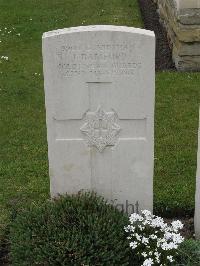 Guards Cemetery Windy Corner Cuinchy - Bamford, J