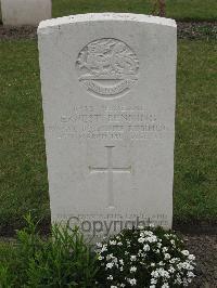 Guards Cemetery Windy Corner Cuinchy - Benning, Ernest Edward