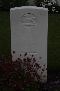 Guards Cemetery Windy Corner Cuinchy - Brabin, A E