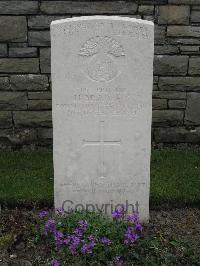 Guards Cemetery Windy Corner Cuinchy - Bradley, H